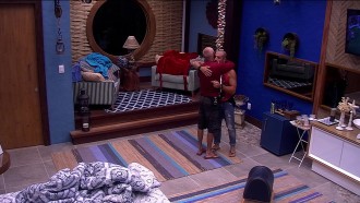 Ayrton lamenta Paredão com Kaysar