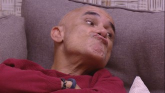 Ayrton aposta: 'Se você ficar, qualquer Paredão vou ficar bolado'