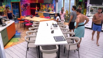 Brothers reagem ao kit do Tá Com Nada no BBB 26