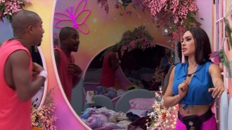 Isabelle impede Davi de sair do quarto após briga no BBB 24