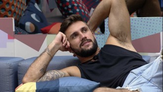 No Paredão do BBB21, Arthur desabafa: 'Tô desanimado pra amanhã'