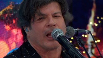 Paulo Ricardo canta hits em Festa do BBB 24