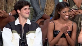 Tina conta que recebeu convites para desfilar na Sapucaí