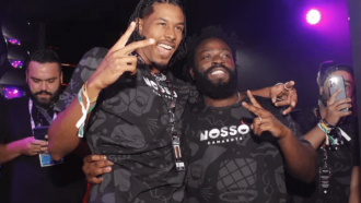 Scooby, PA, Jade, DG, Eslô e Lucas: time do BBB22 curte Sapucaí em peso