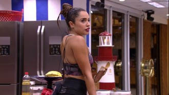 Viegas brinca com Paula: 'Me ajudou a bater o recorde de não participar de prova'