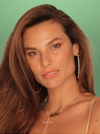 Dayane Mello
