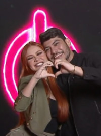 Mirela Janis e Yugnir