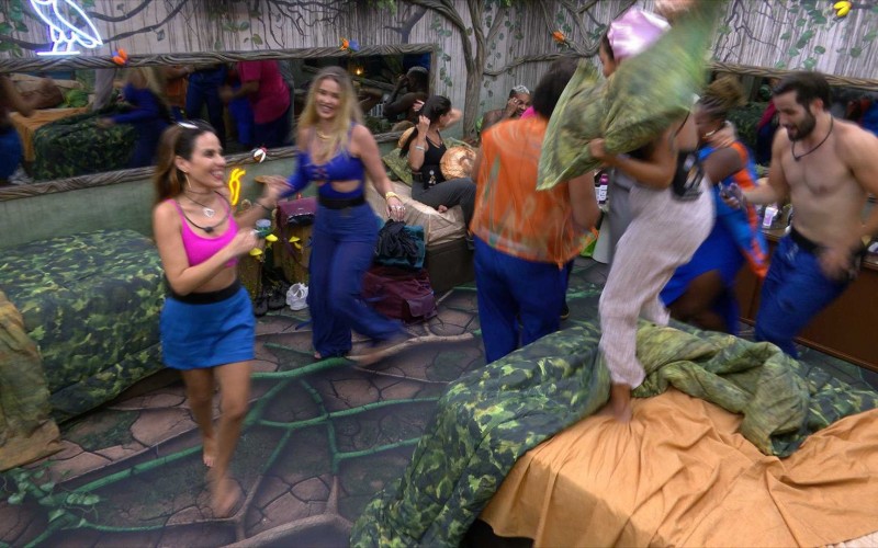 Brothers fazem festa no Quarto Gnomo do BBB 24