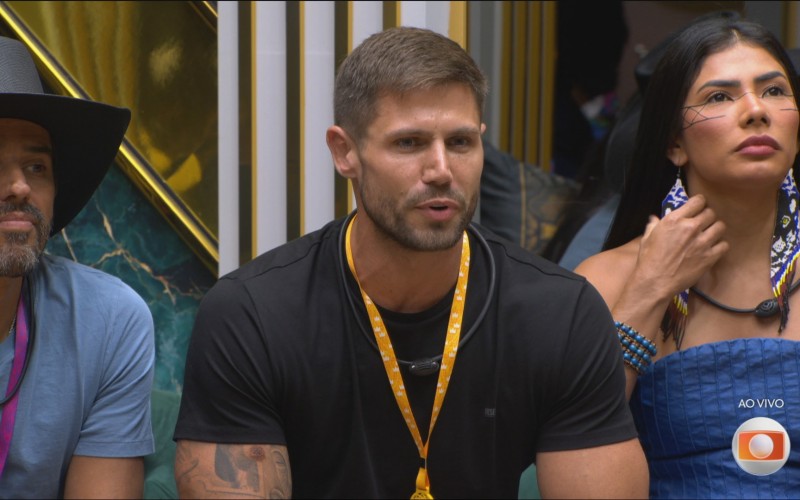 Líder Jonas Sulzbach indica Milena ao sexto Paredão do BBB 26
