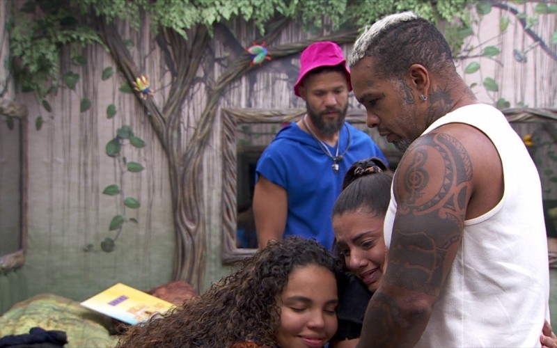 Rodriguinho consola Fernanda após briga da sister com Alane no BBB 24: 